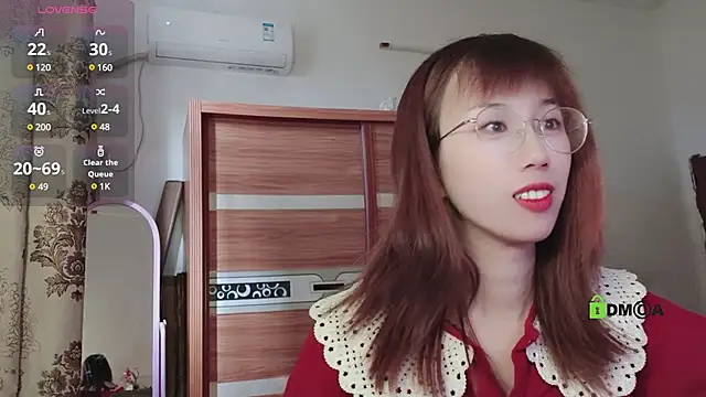 Snapshot of Lili_666 chatting on January 29, 2025, 1:27 am Lili 666 online show from January 29, 2025, 1:27 am