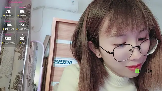 Snapshot of Lili_666 chatting on February 25, 2025, 5:36 pm Lili 666 online show from February 25, 2025, 5:36 pm