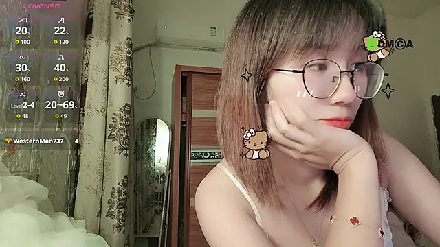 Snapshot of Lili_666 chatting on September 28, 2025, 4:56 pm Lili 666 online show from September 28, 2025, 4:56 pm