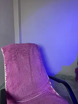 saray gomez22 online show from April 13, 2026, 3:45 am