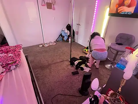 Snapshot of Onlypawzz chatting on February 25, 2026, 2:59 pm Onlypawzz online show from February 25, 2026, 2:59 pm