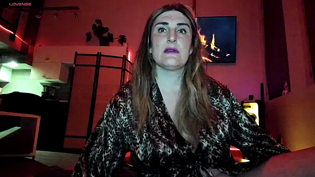 Snapshot of ImLeanneLawson chatting on March 12, 2025, 10:37 am ImLeanneLawson online show from March 12, 2025, 10:37 am