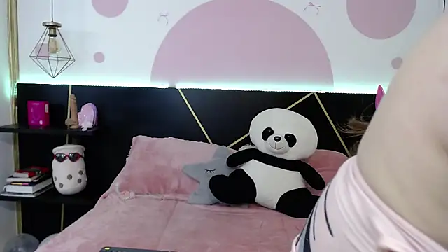 DanniAbbey online show from February 20, 2026, 11:54 am