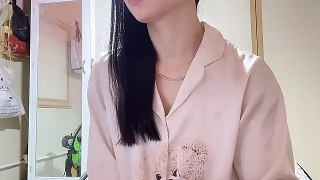 LinhChi 9x online show from March 9, 2026, 12:47 am