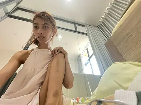 cave18hot online show from March 6, 2025, 12:00 am