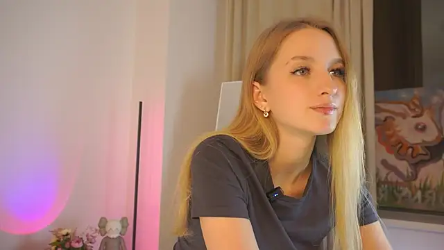 Snapshot of MickeyMyers chatting on March 16, 2025, 3:28 pm MickeyMyers online show from March 16, 2025, 3:28 pm