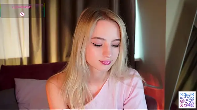 Snapshot of MickeyMyers chatting on September 9, 2025, 11:43 am MickeyMyers online show from September 9, 2025, 11:43 am