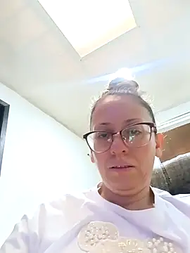 miss hanna07 online show from November 11, 2025, 10:10 pm