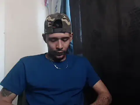 RickyGrey77 online show from December 10, 2024, 4:27 pm