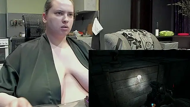 1lindsey1 online show from February 24, 2025, 3:20 pm