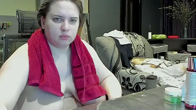 1lindsey1 online show from March 22, 2025, 9:24 am