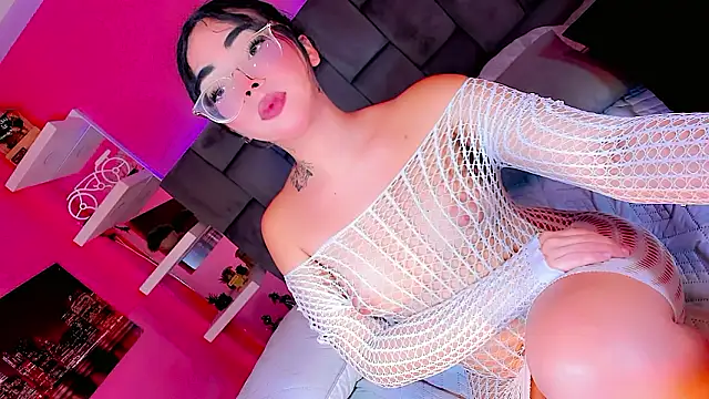 Snapshot of Saamanthaa11 chatting on March 1, 2026, 4:58 am Saamanthaa11 online show from March 1, 2026, 4:58 am