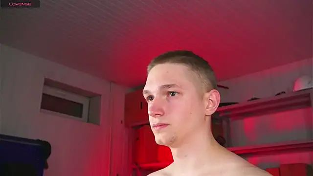 dustyn fox online show from March 16, 2026, 4:22 pm