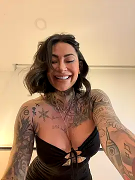 Iam Annii online show from October 4, 2025, 11:47 pm