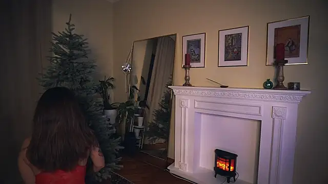 Leona Mell online show from December 16, 2024, 1:21 am