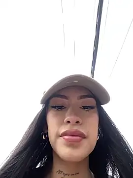 Effy Bonny online show from February 3, 2025, 3:27 pm