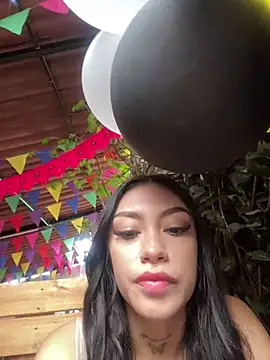 Effy Bonny online show from March 12, 2025, 6:33 pm