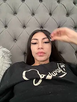 Effy Bonny online show from November 19, 2025, 2:50 pm