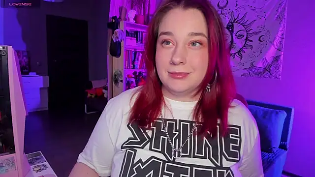 gitera  online show from December 8, 2024, 9:52 pm