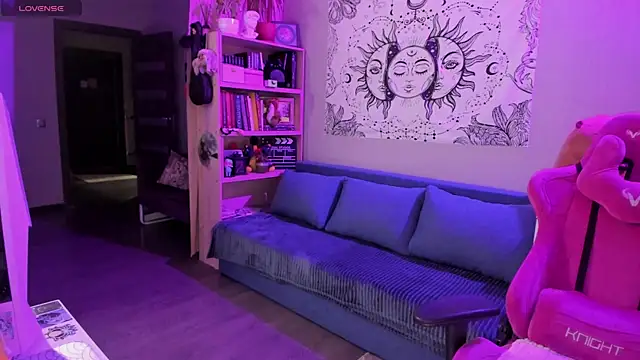 gitera  online show from February 14, 2025, 8:37 pm