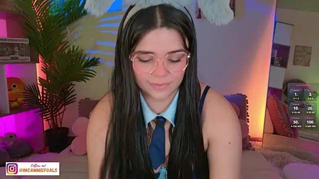 Snapshot of cammiefoalss chatting on October 9, 2025, 3:32 pm cammiefoalss online show from October 9, 2025, 3:32 pm