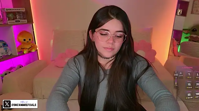 Snapshot of cammiefoalss chatting on November 2, 2025, 6:10 pm cammiefoalss online show from November 2, 2025, 6:10 pm