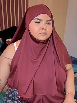  Shara Handal  online show from September 20, 2025, 9:38 pm