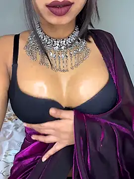 Hot-sexy222 online show from December 3, 2024, 7:43 am