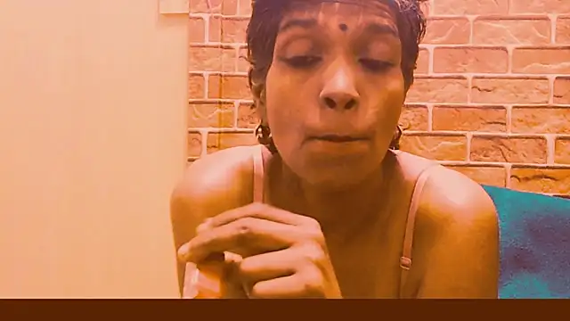 Snapshot of Fuckable_Nasty_MILF chatting on June 18, 2026, 3:05 pm Fuckable Nasty MILF online show from June 18, 2026, 3:05 pm
