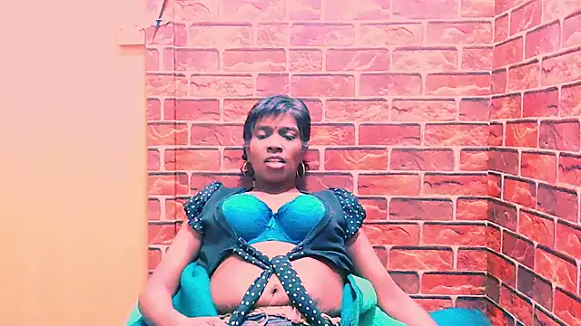 Snapshot of Fuckable_Nasty_MILF chatting on July 3, 2026, 5:41 pm Fuckable Nasty MILF online show from July 3, 2026, 5:41 pm