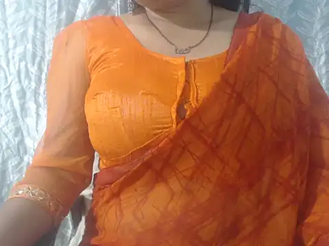 Snapshot of cute-priy chatting on March 18, 2026, 4:48 am cute-priy online show from March 18, 2026, 4:48 am