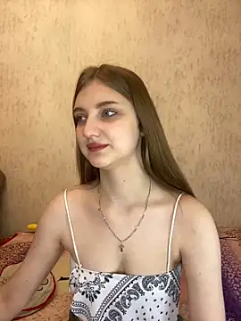 MollyDolle online show from December 16, 2024, 7:21 pm