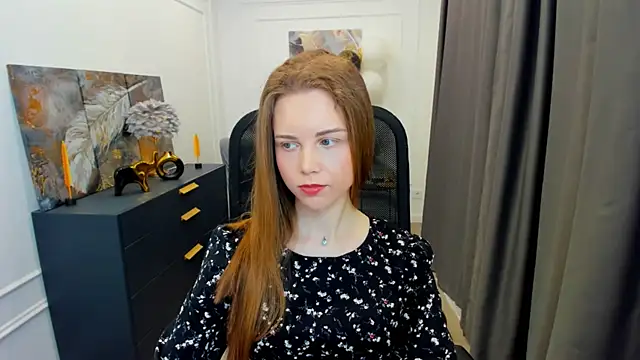 Snapshot of MileyWings chatting on May 10, 2026, 11:26 am MileyWings online show from May 10, 2026, 11:26 am