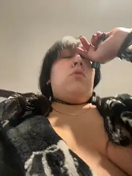ThicBunz online show from January 30, 2025, 1:21 pm