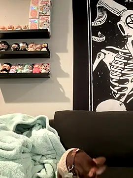 ThicBunz online show from October 7, 2025, 3:09 pm