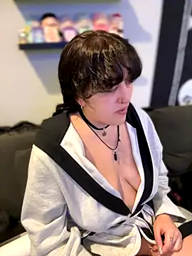 ThicBunz online show from October 26, 2025, 3:51 pm