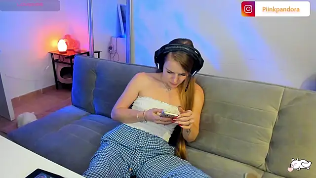 Piinkpandora online show from December 19, 2024, 9:38 pm