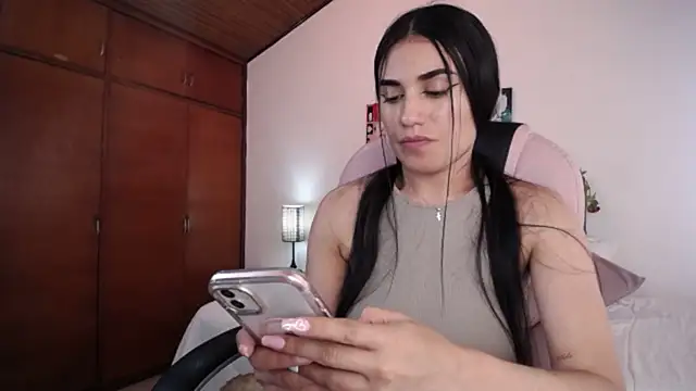 Alheli 16 online show from March 21, 2025, 3:35 pm