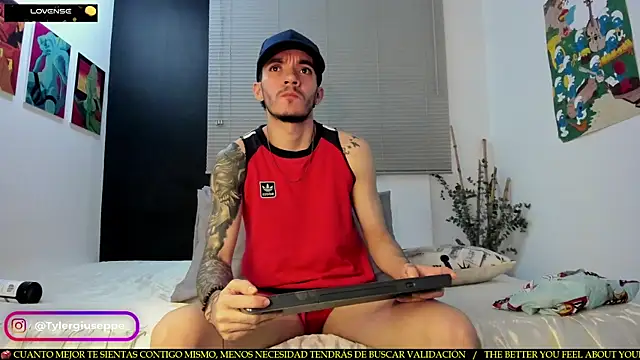 Tylergiuseppe  online show from February 22, 2025, 9:37 pm