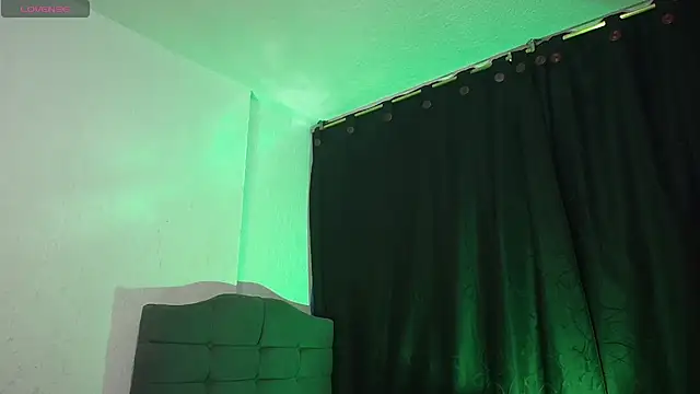 sexybat twink online show from September 27, 2025, 11:59 am