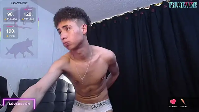 sexybat twink online show from October 27, 2025, 6:56 pm