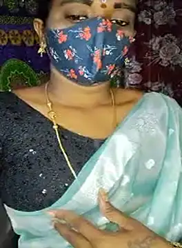 anisha91 online show from October 9, 2025, 6:22 am