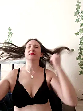 CaatHot online show from January 24, 2025, 9:49 am