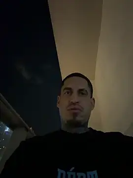 juicyj1311 online show from March 3, 2026, 8:20 am