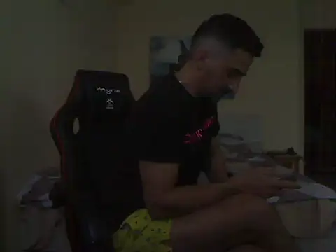 amydamarw online show from December 15, 2025, 6:28 am