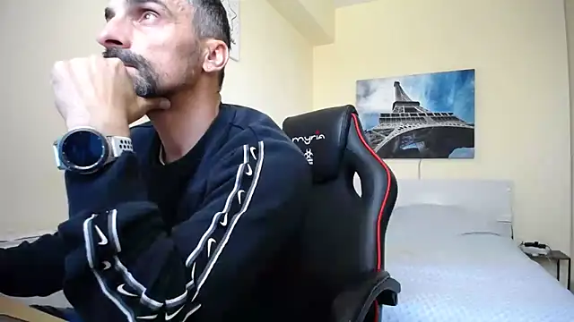 amydamarw online show from April 11, 2026, 7:45 am