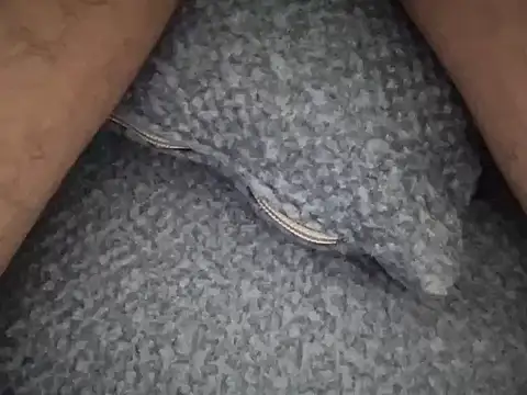 Snapshot of bensenbiz111 chatting on April 16, 2026, 4:35 am bensenbiz111 online show from April 16, 2026, 4:35 am