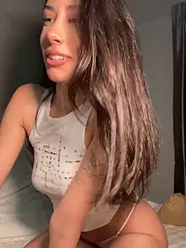 Snapshot of Sophiehii chatting on October 19, 2025, 1:23 pm Sophiehii online show from October 19, 2025, 1:23 pm