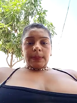 anaesca online show from February 26, 2025, 6:32 pm