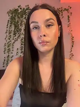 MiaNell online show from October 30, 2025, 9:59 pm